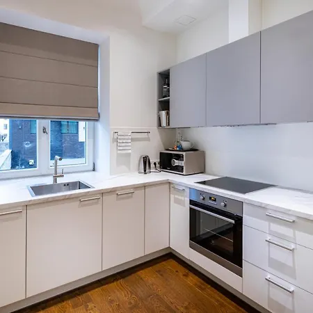 Biplan Apartment 4*