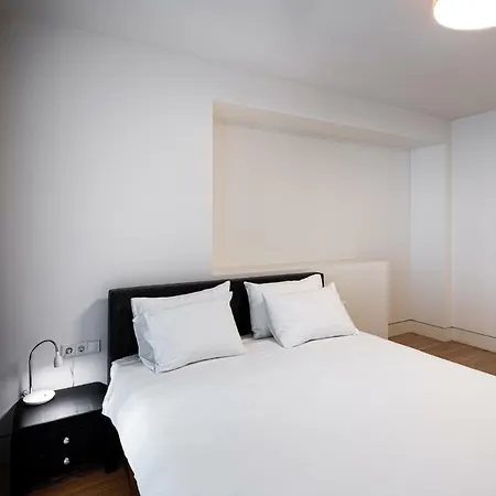 Biplan 4* ריגה