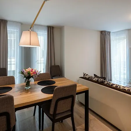 Biplan Apartment